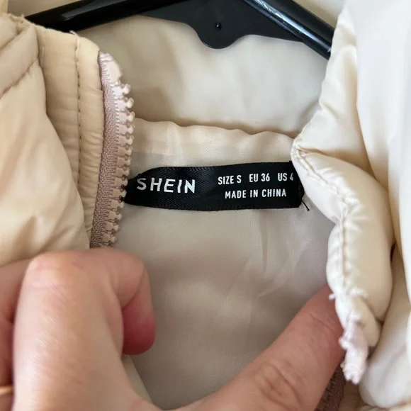SHEIN Cream Puffer Jacket NWOT - Picture 2 of 2
